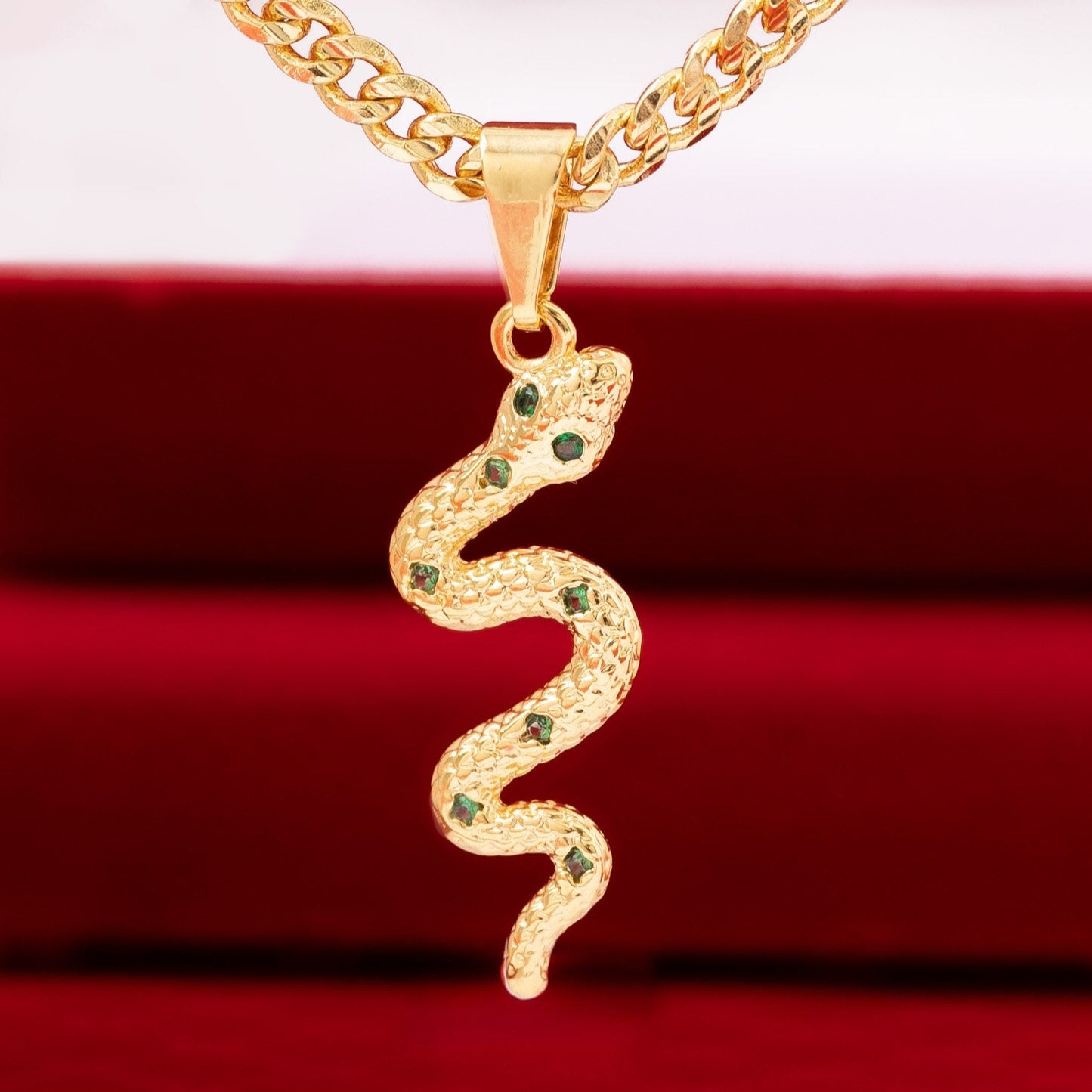 Dije Serpiente Verde